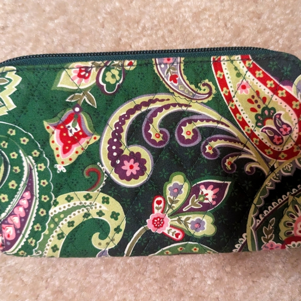 Vera Bradley Chelsea Green wallet